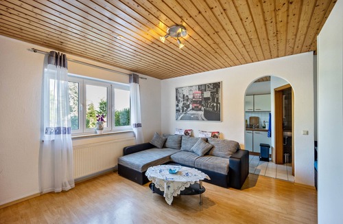 Neukirch Apartment | Studio Apartment 'Jung 1' with Mountain View and Wi-Fi