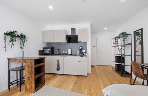 Hochzoll-Nord Apartment | Studio 'Ay Homes 10' with Balcony and Wi-Fi