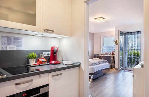 Schoenwald Apartment | Studio 'Morgensonne' with Private Terrace and Wi-Fi