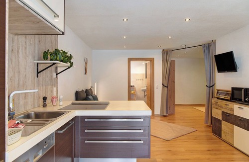 Fliess Apartment | Studio 'Gabl' with Mountain View, Shared Terrace and Wi-Fi