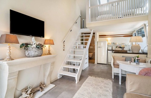 Haddorfer Seen Apartment | Studio Malibu S by the Lake