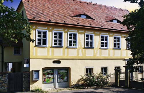 Oberloßnitz Apartment | Studio-Private Bathroom-Vineyard view-Nr. 2