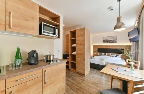 Kloesterle am Arlberg Bed & Breakfast | Studio S - Aparthotel Alpine Lodge Klösterle am Arlberg