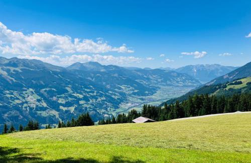 Hart im Zillertal Apartment | Studio Stern