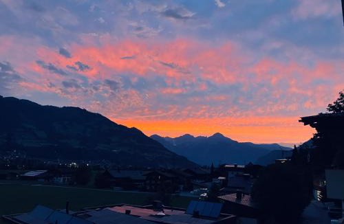 Hart im Zillertal Apartment | Studio Stern