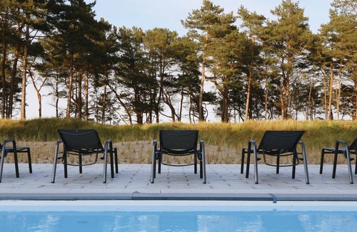 Prora Apartment | Stunning apartment in Binz with outdoor swimming pool