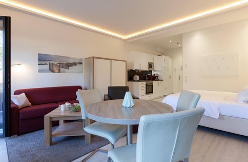 Prora Apartment | Stunning apartment in Binz with WiFi
