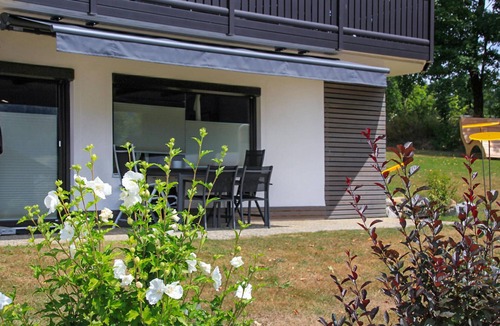 Arrach Apartment | Stunning apartment in Arrach with WiFi