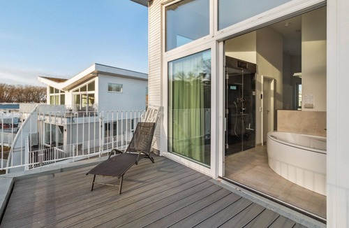 Travemuende Apartment | Stunning apartment in Travemünde Waterfront with sauna
