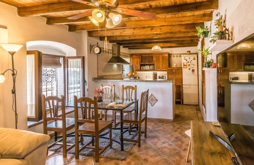 Hornachuelos House | Stunning home in Hornachuelos