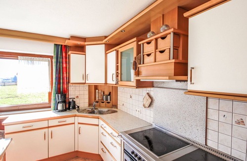 Schlitters House | Stunning private villa for 13 people with WIFI, TV and terrace