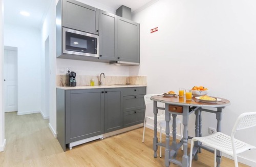 Santo Condestavel Apartment | Stylish Apartment Campo Ourique