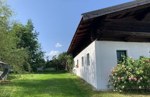 Grafenau Apartment | Stylish dream home (80 sqm) in a listed farmhouse