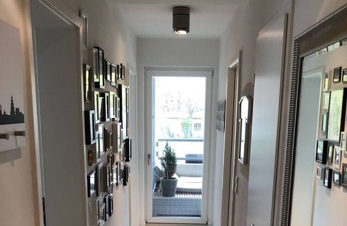 Am Luitpoldpark Apartment | stylish new apartment in the green heart of Munich with barbecue loggia