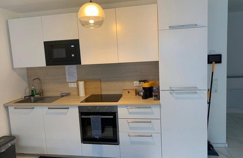 Ichenhausen Apartment | Stylish new build apartment/Legoland