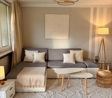 Nordwest Apartment | Stylish studio apartment with beautiful terrace near Audi