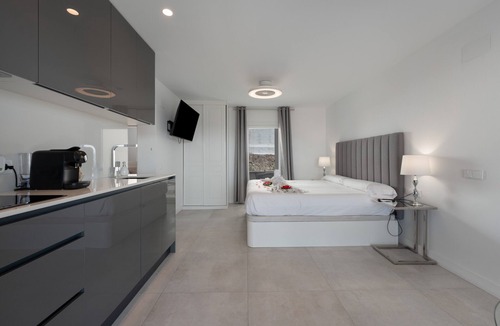 Carratraca Bed & Breakfast | Suite Banderas Spa—Doble Jacuzzi y Bañera de Hidromasaje