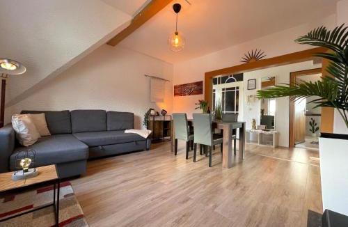 Huesten Apartment | Suite Dilara by NINJA SPACES - 105QM Maisonette, Garten, Parkplatz