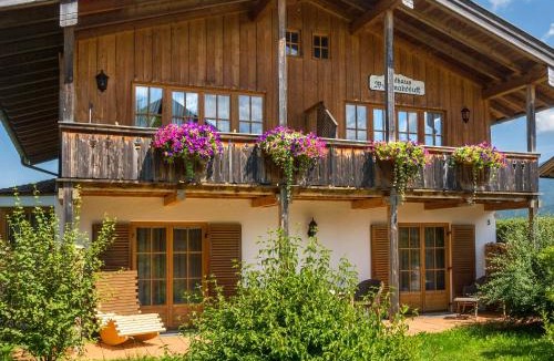 Kruen Apartment | Suite Wiesmahd