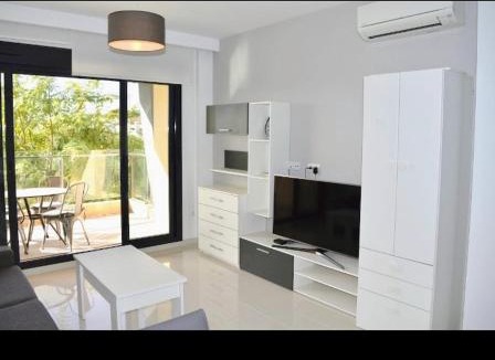 Pueblo Latino Apartment | Sunny apartment 5 minutes to Mil Palmeras Beach