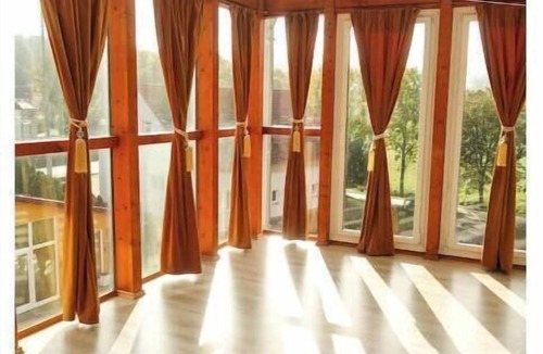 Burghaslach Apartment | Sunny apartment, seminar room for 12 people, Geiselwind