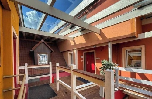 Burghaslach Apartment | Sunny, Cozy Apartment 3, PunktXII Seminar House