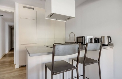 Lista Apartment | Sunny Lista 2BR w/Doorman, by Blueground