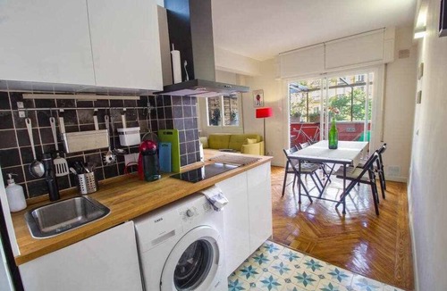 Embajadores Apartment | Sunny Terrace, Parking - Location!