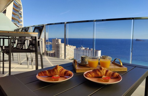 Benidorm Apartment | SUNSET WAVES superb apartments