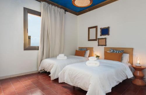 Canet de Mar Apartment | SunStay Canet Sea View Penthouse 1 Min to Beach