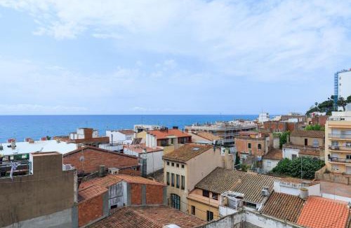 Canet de Mar Apartment | SunStay Canet Sea View Penthouse 1 Min to Beach