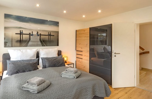Furstenfeldbruck District House | Sweethome Luxus Ferienhaus mit Sauna/whirlpool