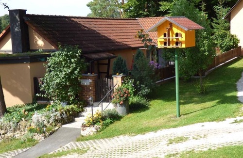 Goessweinstein House | Sylvia vacation home at the edge of the forest in the Krachershöhe wasteland