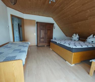 Eggolsheim Apartment | tAllhouse