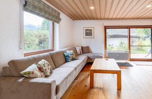 Tiefenberg Apartment | Tawny owl, Germany