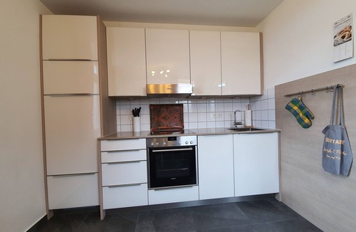 Stolpe auf Usedom Apartment | Thatched roof, 2 floors, 82m², private terrace, WiFi, 6 people, 2 bedrooms, large bathroom,