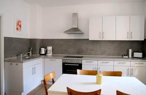 Marktbreit Apartment | The apartment "ZWEI" in the former inn "Zur Höll" in Marktbreit