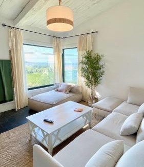 Valdovino House | The Cliffs - Vue de Pantin