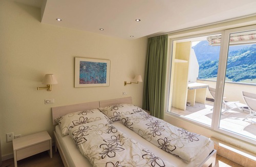 Leukerbad Apartment | The Cristal apartment house is situated in a quiet, sunny and central location
