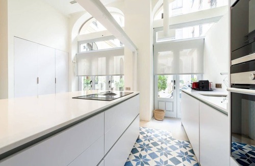 Chueca Apartment | The Deauville | Majestic 1 bedroom in Chueca