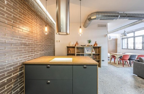 Villaverde Apartment | The Executive Industrial Loft - Madrid Rio - High End Kitchen Alquiler Temporal