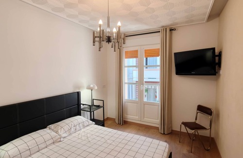 Zaragoza Old Town Apartment | The Modernity of the Casco