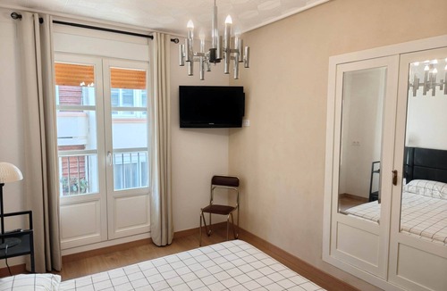 Zaragoza Old Town Apartment | The Modernity of the Casco