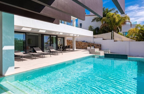 Benahavis House | The Solstice Estate – Private Pool Retreat for Families & Groups