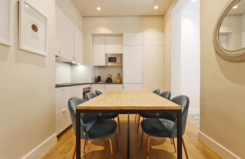 Embajadores Apartment | The Star