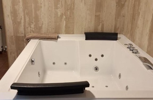 Chinchon Apartment | The Vanilla Suite