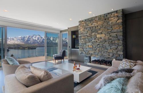 Fernhill Villa | The Views and Spa by Staysouth