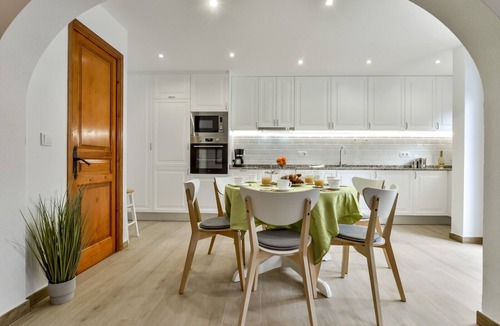 Casas de Torrat Ski Chalet | THOMAS, Bungalow for 6 people and swimming pool,free wifi