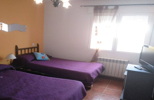 Nava de la Asuncion House | TIARA HOLIDAYS - NAVA DE LA ASUNCIÓN