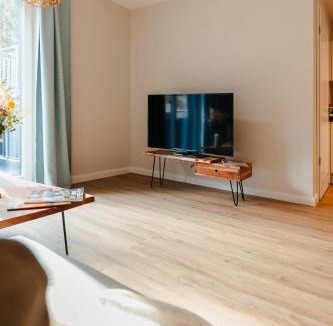 Ratzeburg Apartment | Tien Stuuv